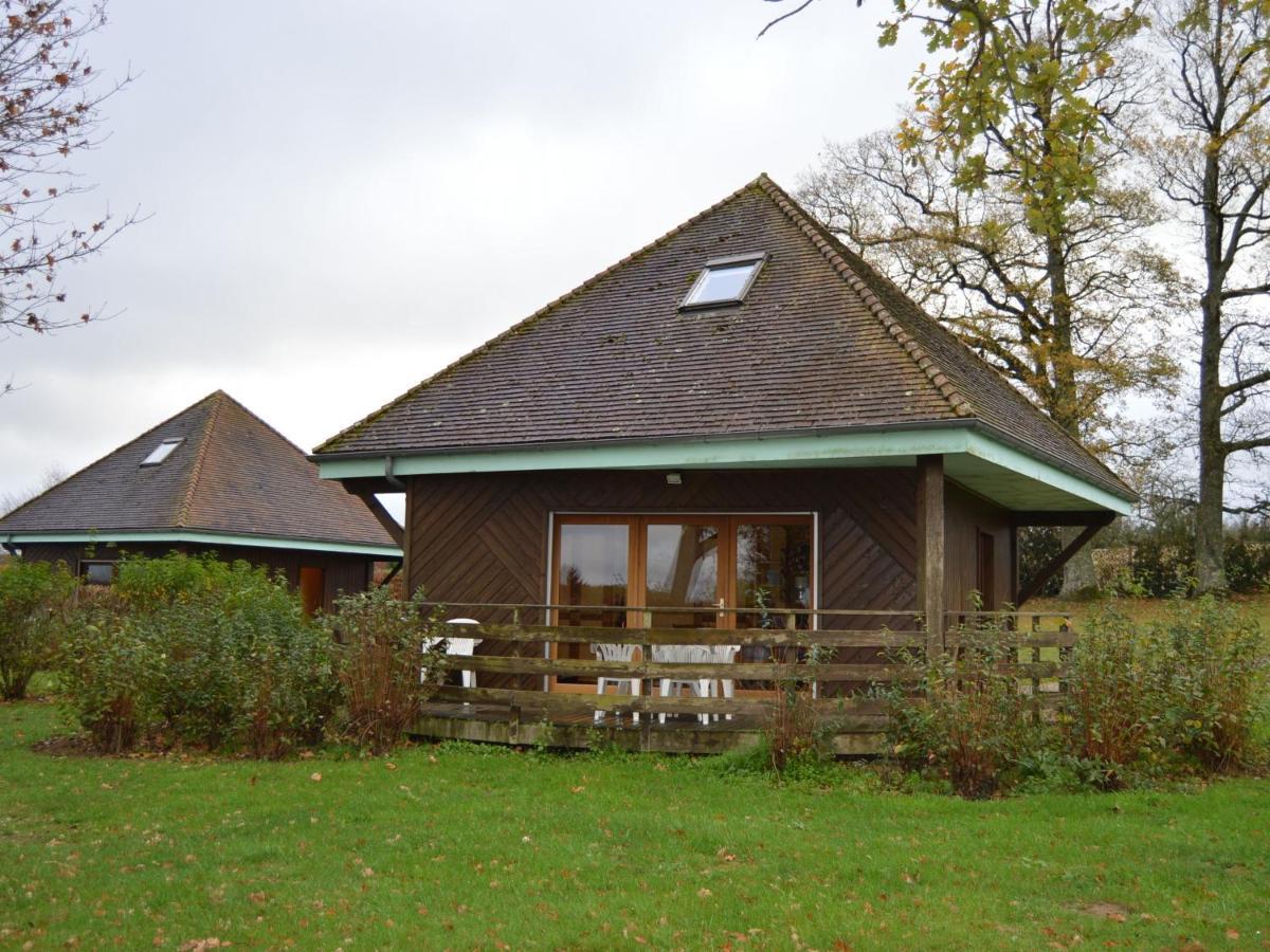 Chalet En Pleine Nature A Orsennes Avec Etang A Proximite, Ideal Pour 6 Personnes Et Animaux Admis - Fr-1-591-170 מראה חיצוני תמונה